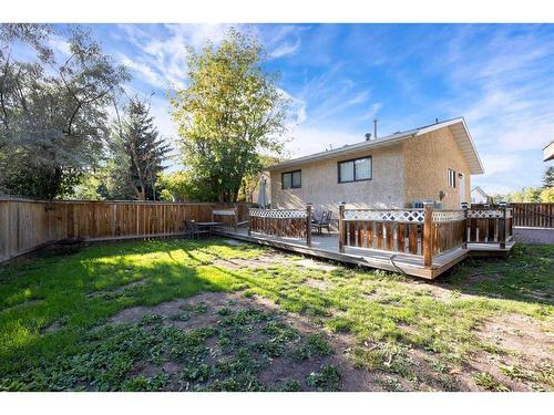 142 Grayling Crescent, Fort Mcmurray, AB - Outdoor With Deck Patio Veranda With Backyard