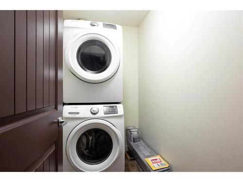 207-136A Sandpiper Road, Fort Mcmurray, AB - Indoor Photo Showing Laundry Room