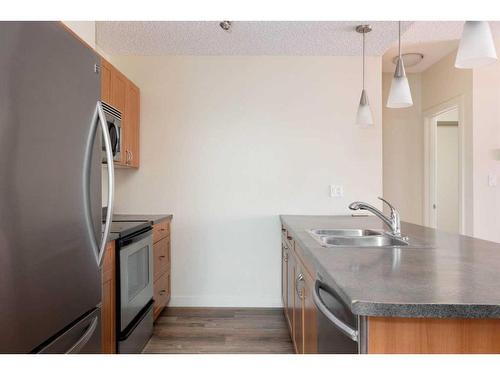 207-136A Sandpiper Road, Fort Mcmurray, AB - Indoor Photo Showing Kitchen With Double Sink