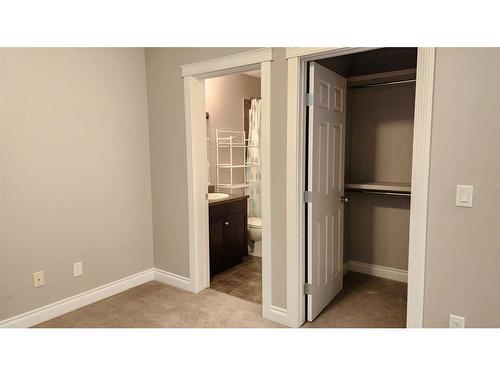 8-313 Millennium Drive, Fort Mcmurray, AB - Indoor Photo Showing Other Room