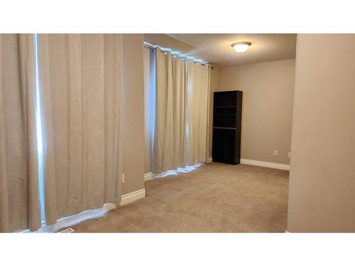 8-313 Millennium Drive, Fort Mcmurray, AB - Indoor Photo Showing Other Room