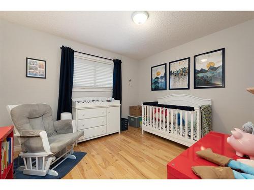 109 Robichaud Street, Fort Mcmurray, AB - Indoor Photo Showing Bedroom