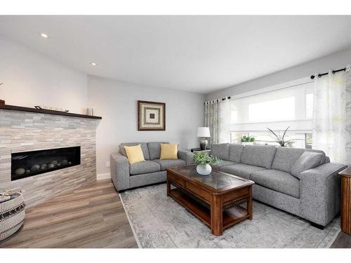 129 Robinson Lane, Fort Mcmurray, AB - Indoor Photo Showing Living Room With Fireplace