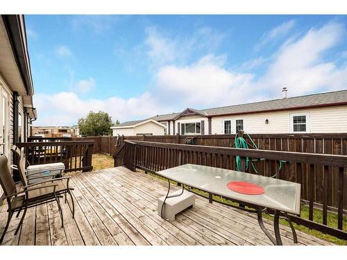 182 Cedar Street, Fort Mcmurray, AB - Outdoor With Deck Patio Veranda With Exterior