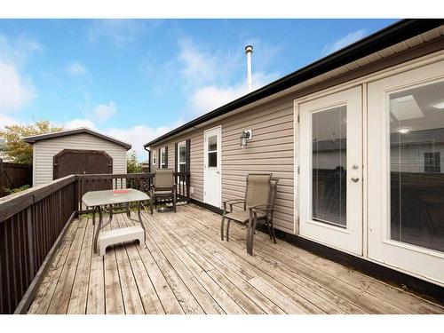 182 Cedar Street, Fort Mcmurray, AB - Outdoor With Deck Patio Veranda With Exterior