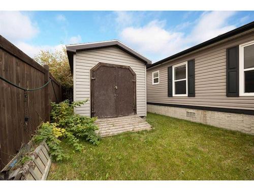 182 Cedar Street, Fort Mcmurray, AB - Outdoor With Exterior