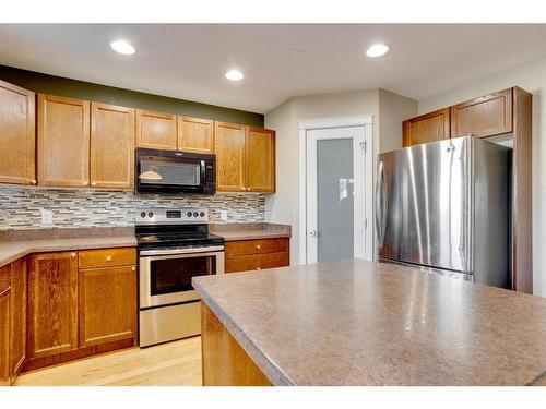 109 Huckleberry Street, Fort Mcmurray, AB - Indoor Photo Showing Kitchen