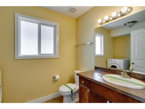 109 Huckleberry Street, Fort Mcmurray, AB - Indoor Photo Showing Bathroom