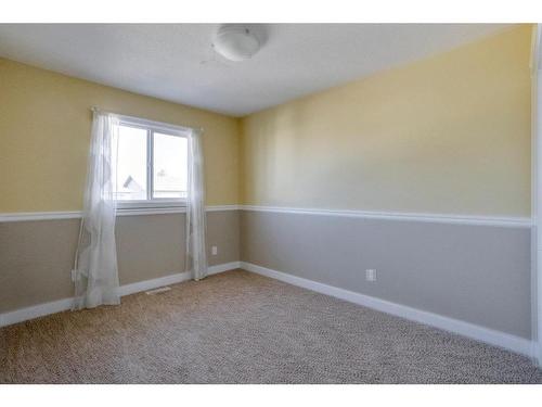 109 Huckleberry Street, Fort Mcmurray, AB - Indoor Photo Showing Other Room