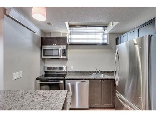 109 Huckleberry Street, Fort Mcmurray, AB - Indoor Photo Showing Kitchen