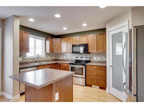 109 Huckleberry Street, Fort Mcmurray, AB - Indoor Photo Showing Kitchen