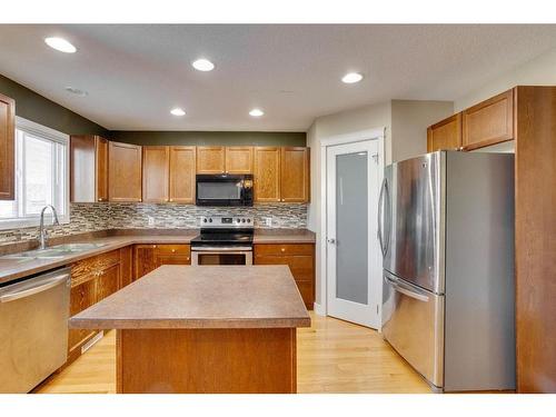 109 Huckleberry Street, Fort Mcmurray, AB - Indoor Photo Showing Kitchen