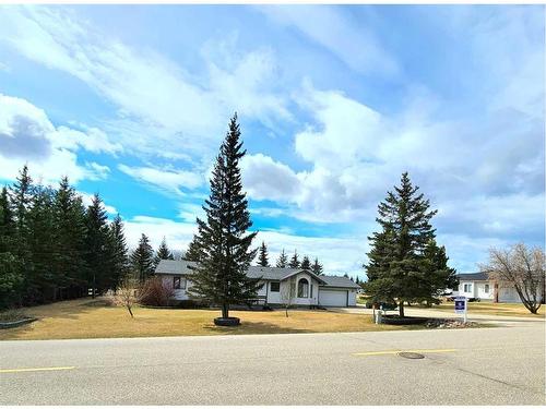 103 Laura'S Spruce Dr, Lac La Biche, AB - Outdoor