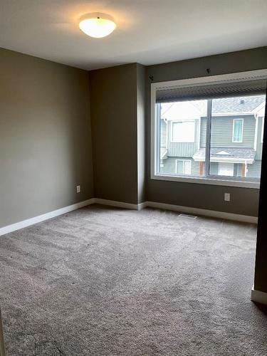 92-401 Athabasca Avenue, Fort Mcmurray, AB - Indoor Photo Showing Other Room