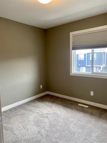 92-401 Athabasca Avenue, Fort Mcmurray, AB - Indoor Photo Showing Other Room