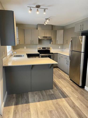 92-401 Athabasca Avenue, Fort Mcmurray, AB - Indoor Photo Showing Kitchen With Upgraded Kitchen