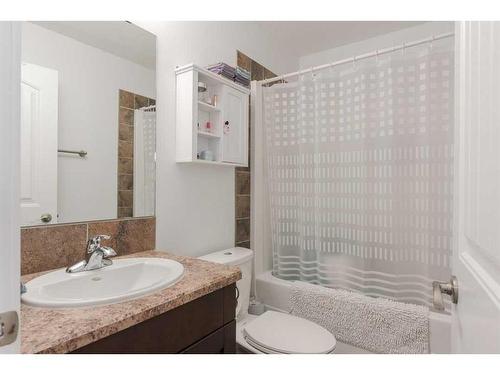 135 Crane Place, Fort Mcmurray, AB - Indoor Photo Showing Bathroom