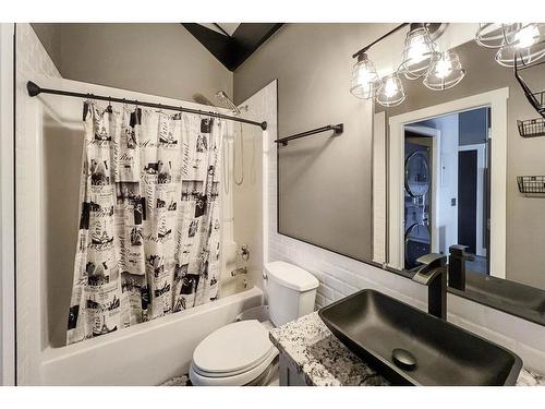 309-8026 Franklin Avenue, Fort Mcmurray, AB - Indoor Photo Showing Bathroom