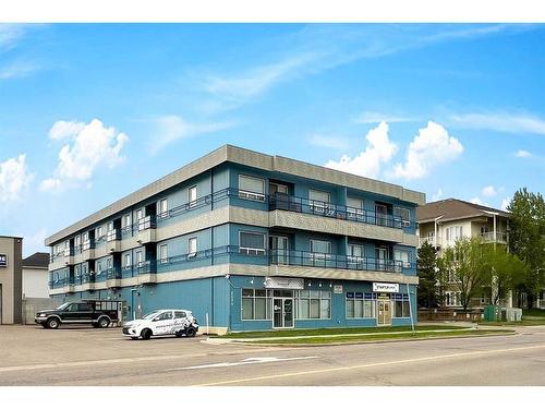 309-8026 Franklin Avenue, Fort Mcmurray, AB - Outdoor With Balcony