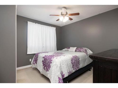 108 Swanson Crescent, Fort Mcmurray, AB - Indoor Photo Showing Bedroom