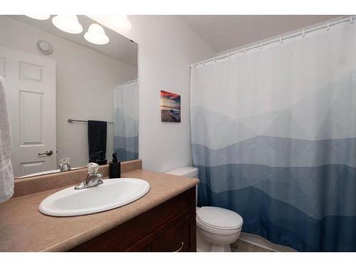 108 Swanson Crescent, Fort Mcmurray, AB - Indoor Photo Showing Bathroom