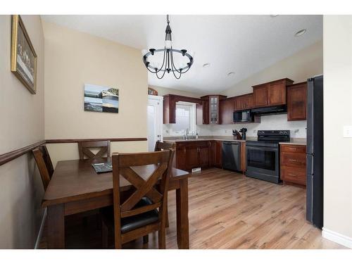 108 Swanson Crescent, Fort Mcmurray, AB - Indoor Photo Showing Dining Room