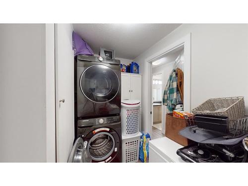 836 Athabasca Avenue, Fort Mcmurray, AB - Indoor Photo Showing Laundry Room