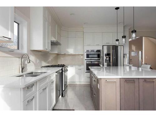 136 Gravelstone Road, Fort Mcmurray, AB - Indoor Photo Showing Kitchen With Double Sink With Upgraded Kitchen