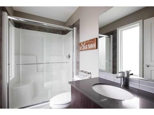 105-401 Athabasca Avenue, Fort Mcmurray, AB - Indoor Photo Showing Bathroom