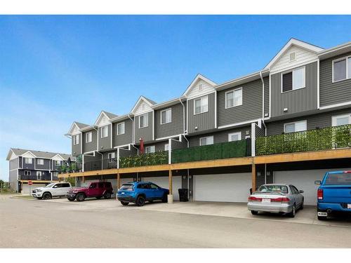 105-401 Athabasca Avenue, Fort Mcmurray, AB - Outdoor With Facade