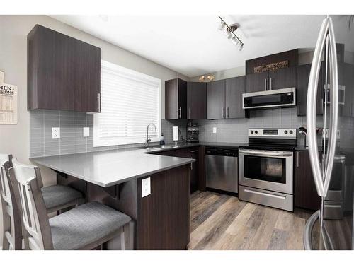 105-401 Athabasca Avenue, Fort Mcmurray, AB - Indoor Photo Showing Kitchen With Stainless Steel Kitchen With Upgraded Kitchen