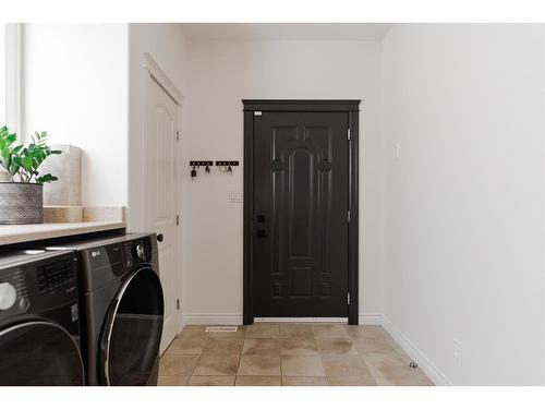 133 Gravelstone Way, Fort Mcmurray, AB - Indoor Photo Showing Laundry Room