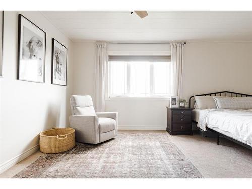 133 Gravelstone Way, Fort Mcmurray, AB - Indoor Photo Showing Bedroom