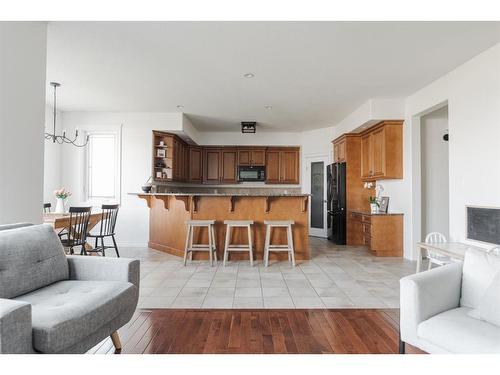 133 Gravelstone Way, Fort Mcmurray, AB - Indoor Photo Showing Living Room