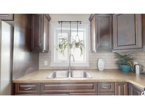 273 Rainbow Creek Drive, Fort Mcmurray, AB - Indoor Photo Showing Kitchen With Double Sink