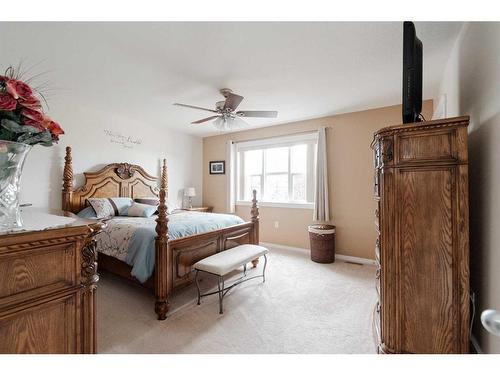 228 Coyote Crescent, Fort Mcmurray, AB - Indoor Photo Showing Bedroom