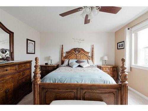 228 Coyote Crescent, Fort Mcmurray, AB - Indoor Photo Showing Bedroom