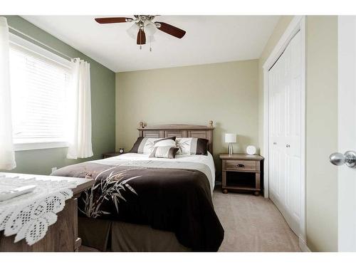 228 Coyote Crescent, Fort Mcmurray, AB - Indoor Photo Showing Bedroom