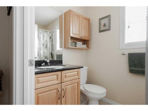 228 Coyote Crescent, Fort Mcmurray, AB - Indoor Photo Showing Bathroom