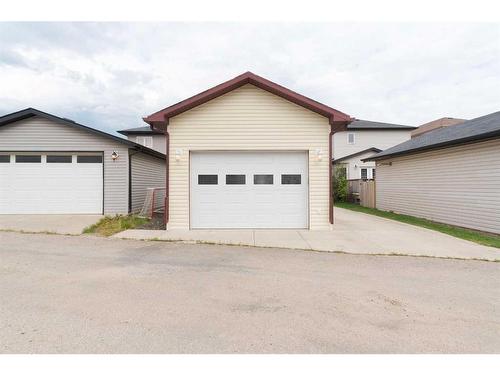 228 Coyote Crescent, Fort Mcmurray, AB - Outdoor