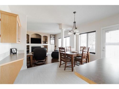 105 Crown Creek Lane, Fort Mcmurray, AB - Indoor Photo Showing Dining Room