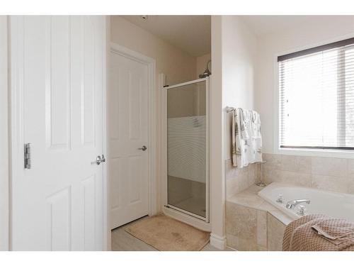 105 Crown Creek Lane, Fort Mcmurray, AB - Indoor Photo Showing Laundry Room