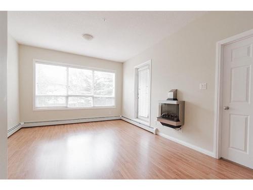 110-290 Plamondon Drive, Fort Mcmurray, AB - Indoor Photo Showing Other Room