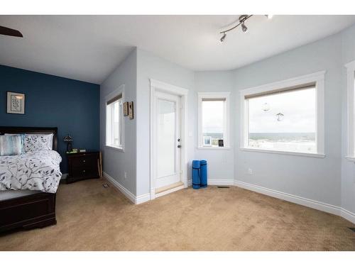 175 Heron Place, Fort Mcmurray, AB - Indoor Photo Showing Bedroom