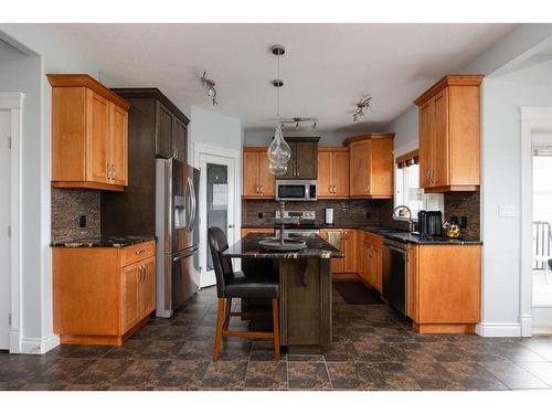 175 Heron Place, Fort Mcmurray, AB - Indoor Photo Showing Kitchen