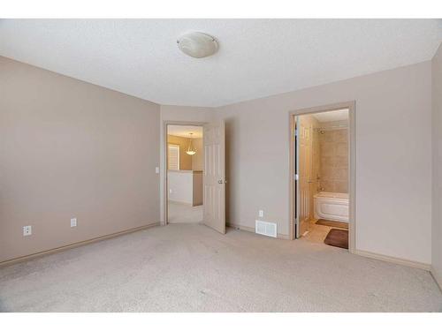 346 Grosbeak Way, Fort Mcmurray, AB - Indoor Photo Showing Other Room