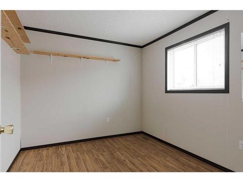 321 Grey Crescent, Fort Mcmurray, AB - Indoor Photo Showing Other Room