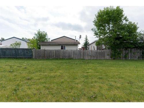 321 Grey Crescent, Fort Mcmurray, AB - Outdoor