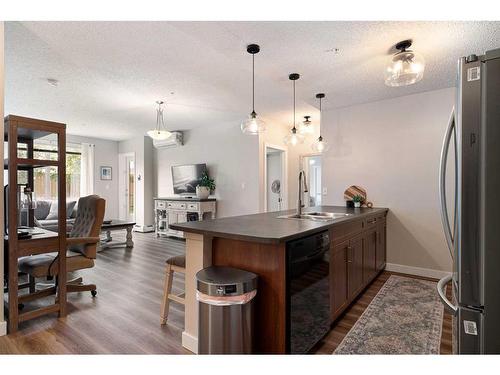 3106-135C Sandpiper Road, Fort Mcmurray, AB - Indoor Photo Showing Kitchen