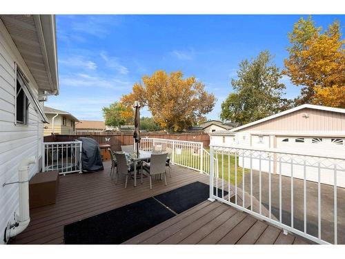 433 Signal Road, Fort Mcmurray, AB - Outdoor With Deck Patio Veranda With Exterior